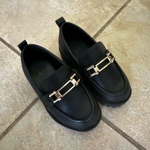 GAP Toddler Black Loafers - Size 5